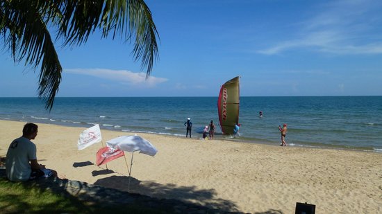 Spot Kitesurf, Picture of Pak Nam Pran Buri Beach